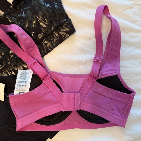 Sports bra bundle - Picture 3 of 9